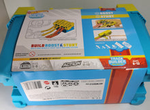 Load image into Gallery viewer, Hot Wheels Track Builder Gravity Speed Box with Launch Gate, Clamp 4 Lane Start Gate 2 Hot Wheels 1:64 Scale Vehicles