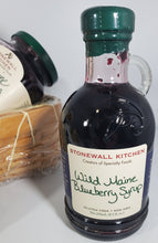 Load image into Gallery viewer, Stonewall Kitchen BLUEBERRY Breakfast Gift Basket (5 pc),