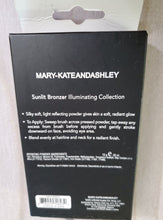 Load image into Gallery viewer, Mary-Kate & Ashley Illuminating Bronzer - #603 Sunlit Bronze