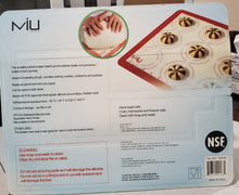 Load image into Gallery viewer, Miu Non-Stick Silicone Baking Mats 3-pack